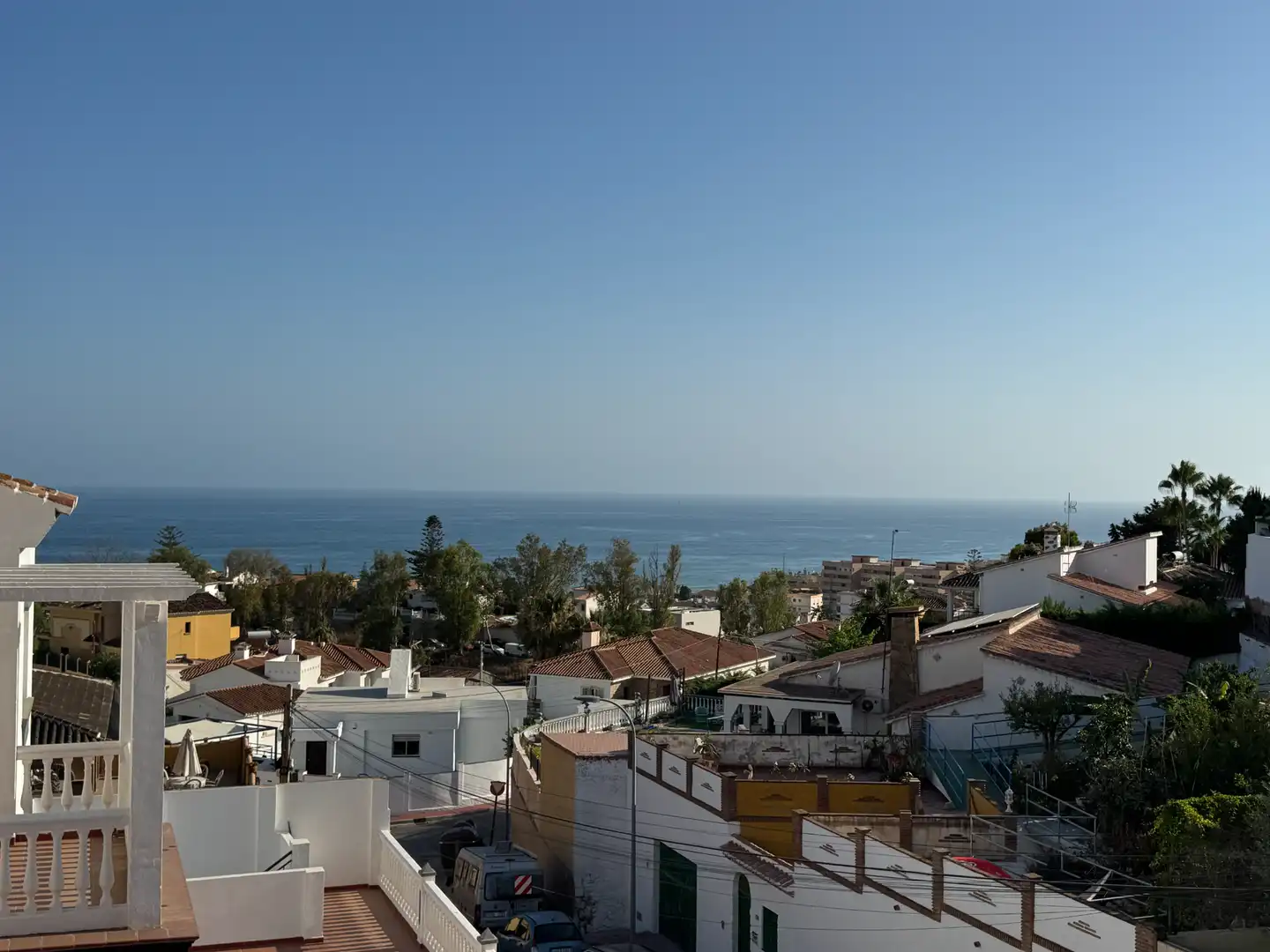 Vista exterior de Casa o chalet en venta en Rincón de la Victoria con Aire acondicionado, Jardín privado y Terraza