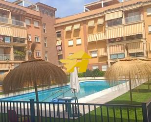 Vista exterior de Pis de lloguer en Torrox amb Aire condicionat, Piscina i Moblat