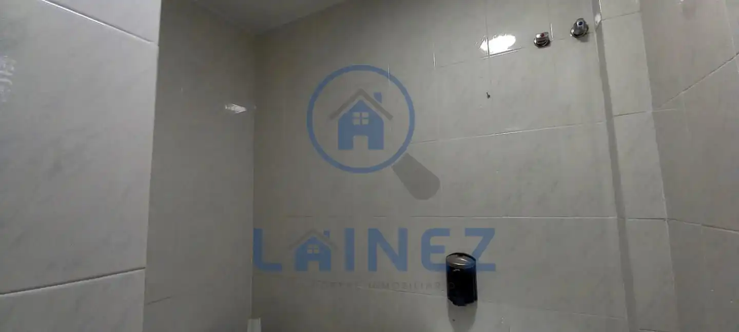 Baño de Local en venta en Alcaracejos con Aire acondicionado