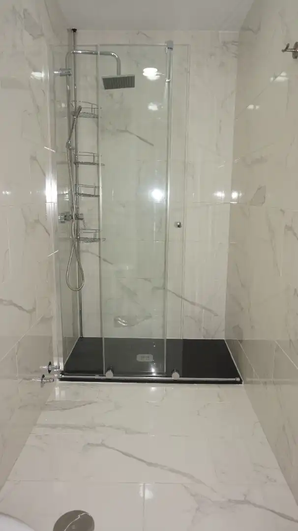 Baño de Piso en venta en Madrid con Aire acondicionado, Calefacción y Amueblado