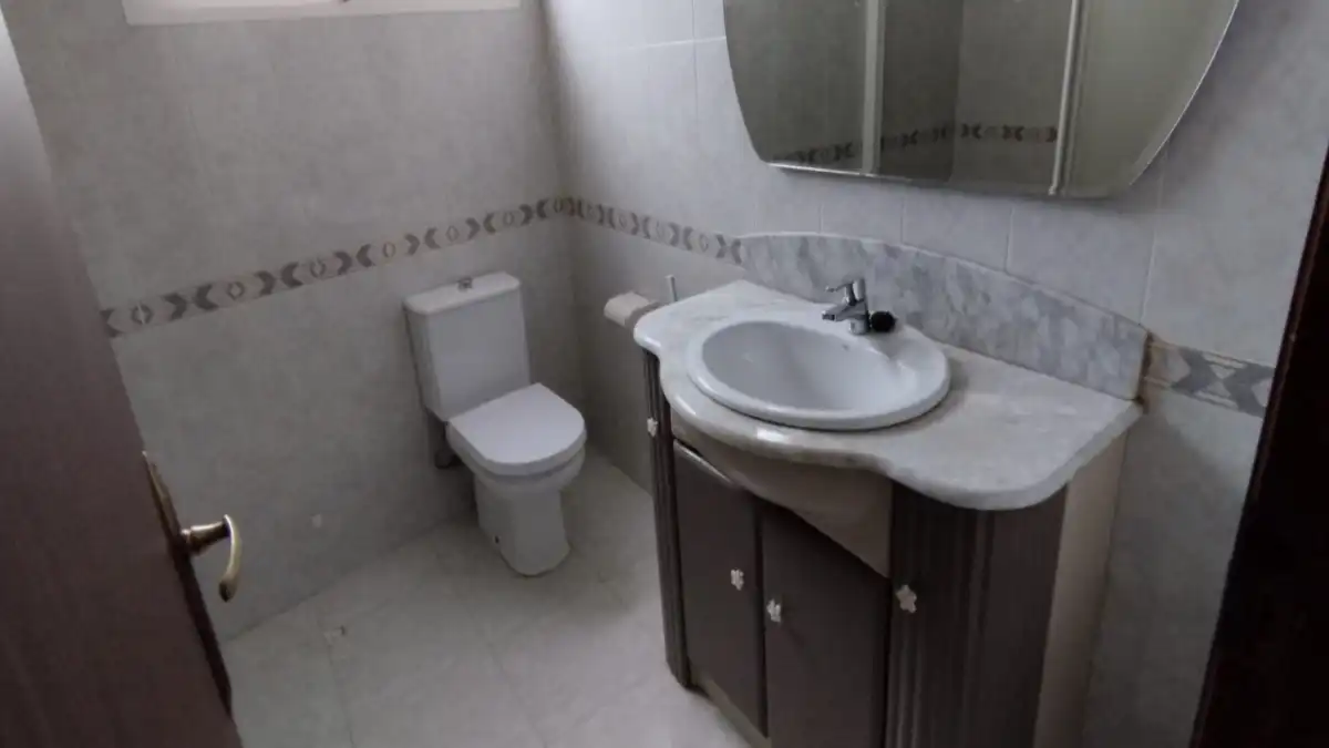 Baño de Piso en venta en Burriana / Borriana