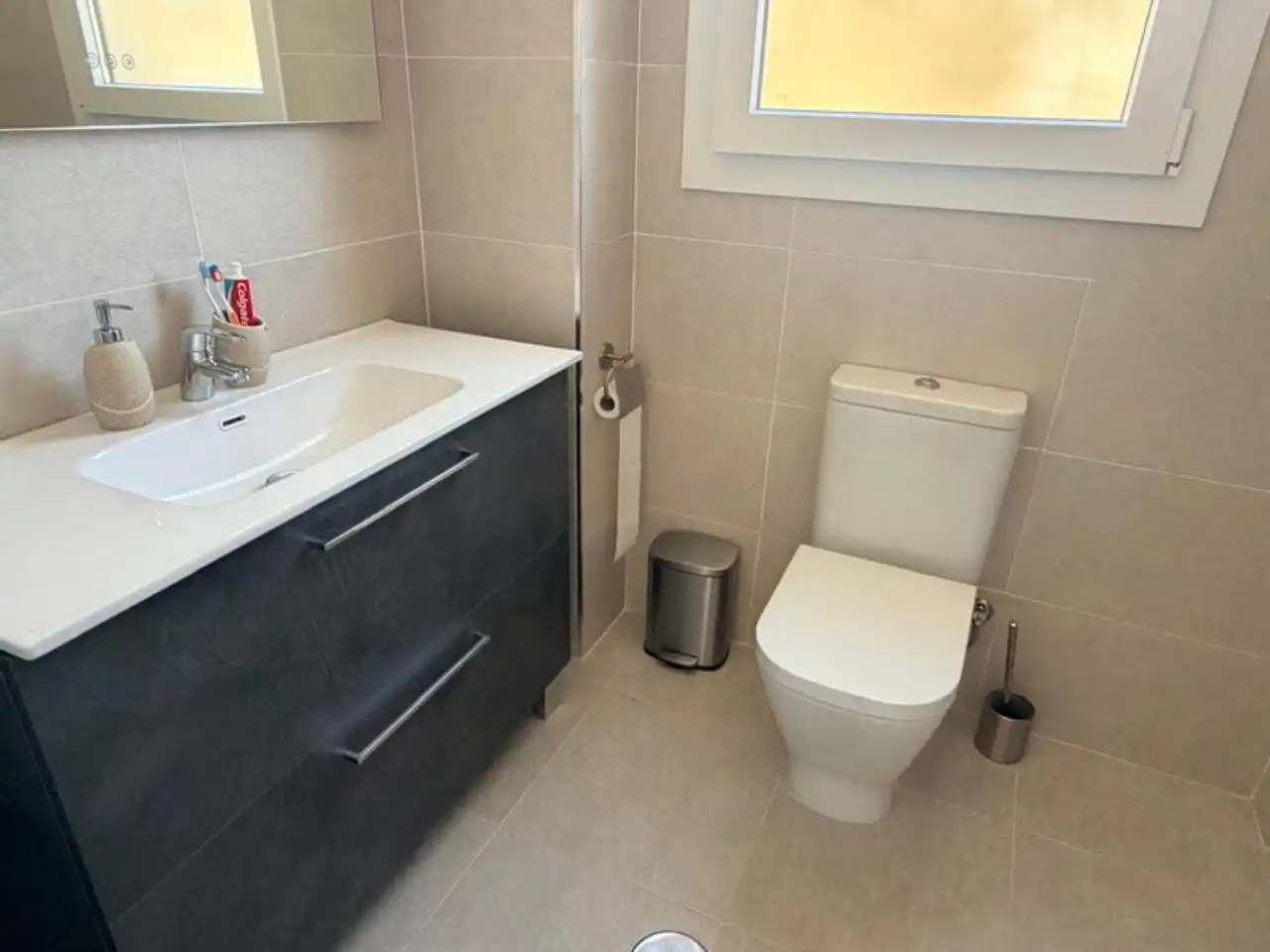 Badezimmer von Dachboden zur Miete in Velilla - Velilla Taramay