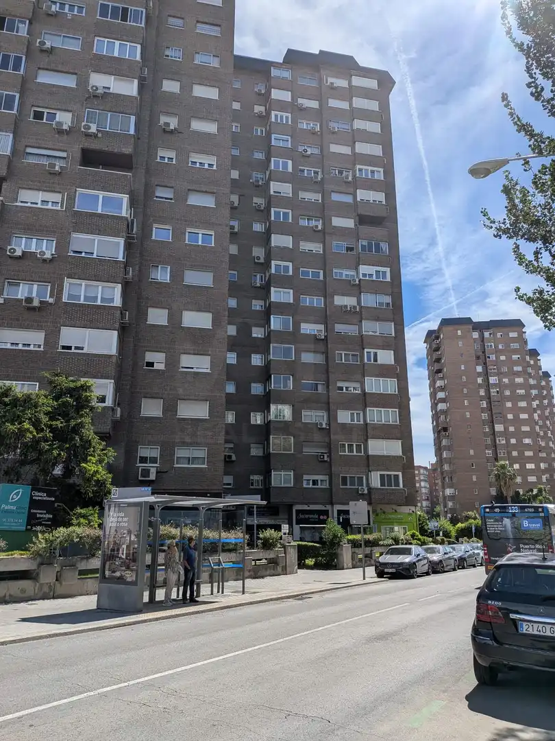 Vista exterior de Piso en venta en Madrid con Aire acondicionado, Calefacción y Terraza