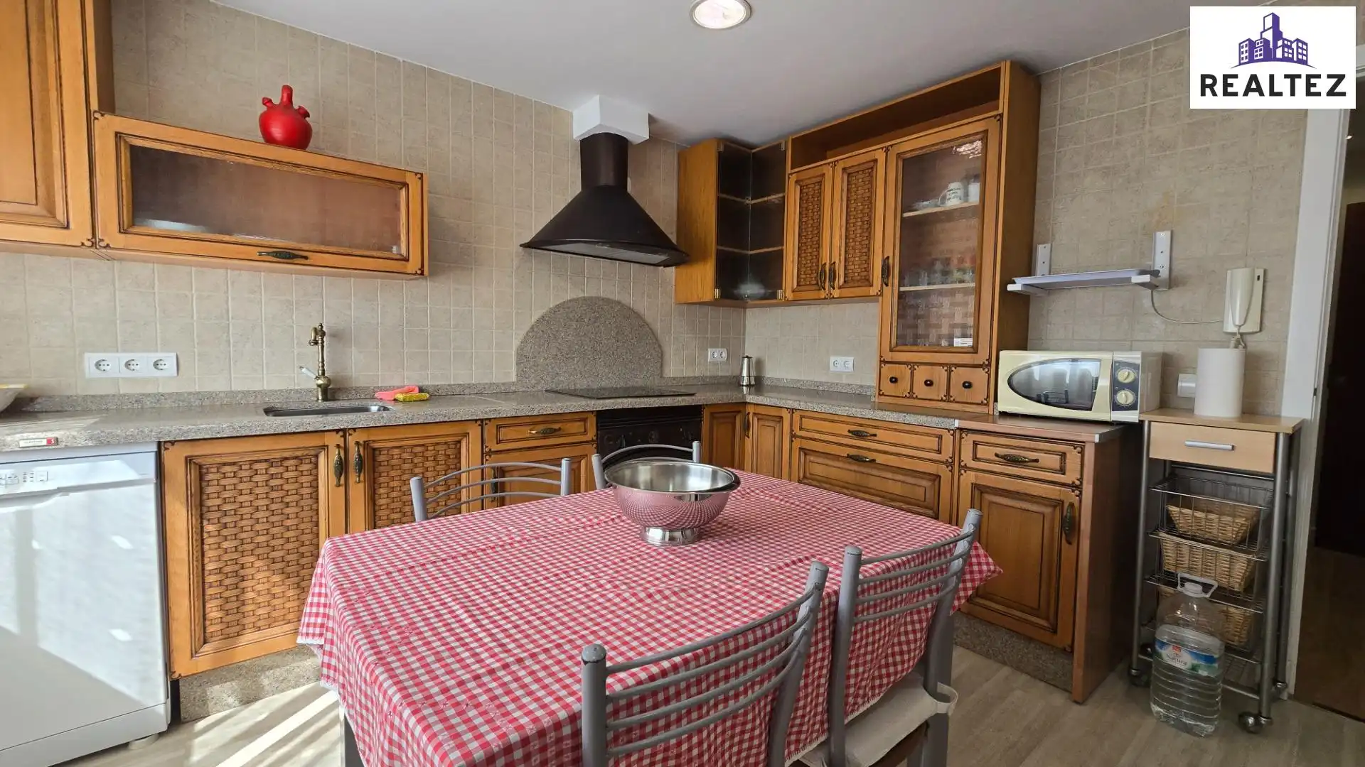 Kitchen of Flat for rent in Jerez de la Frontera  with Air Conditioner, Heating and Parquet flooring