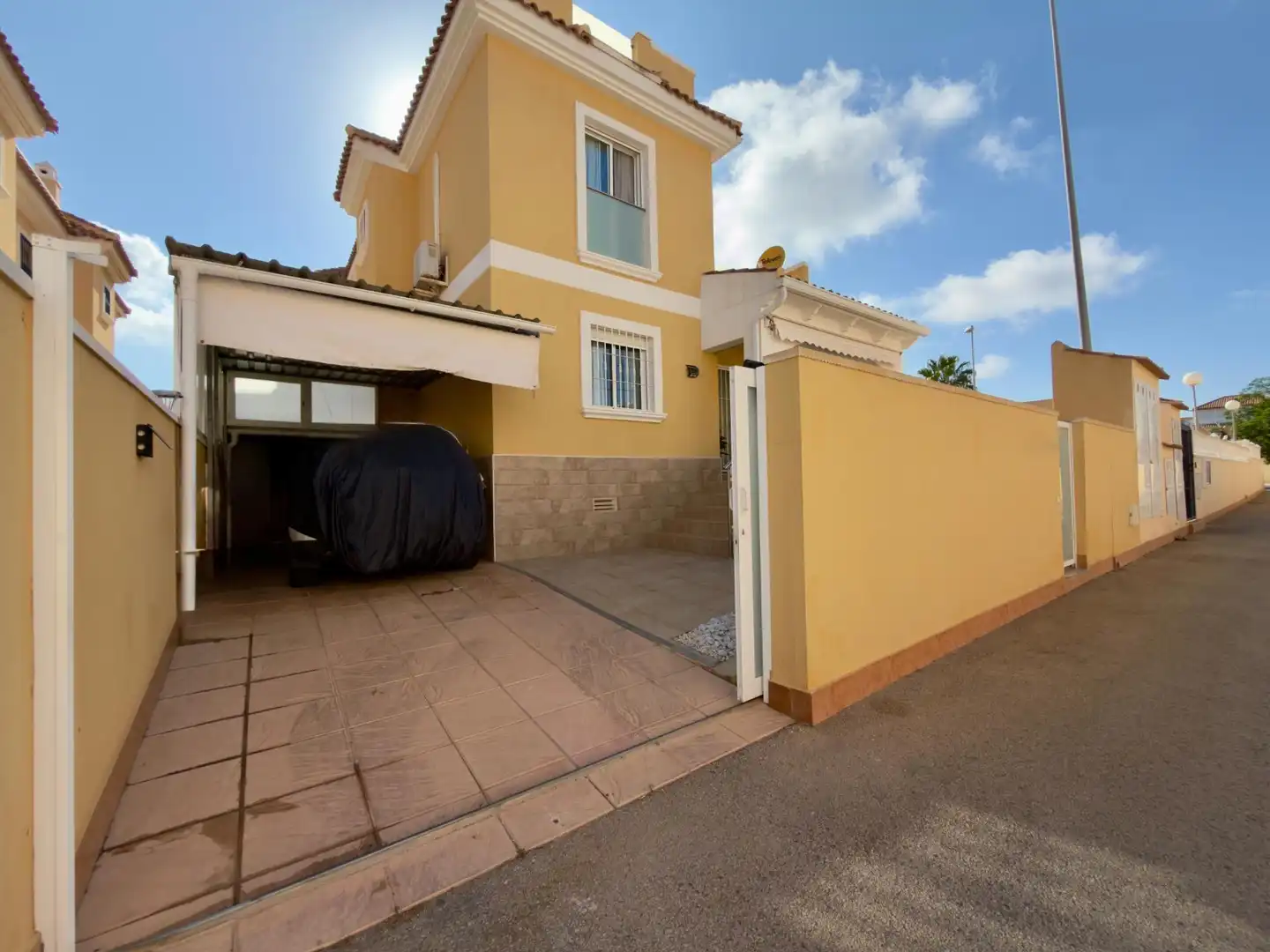 Casa aparellada amb terrassa en venda a Avenida Avenida Cuenca, imagen 37