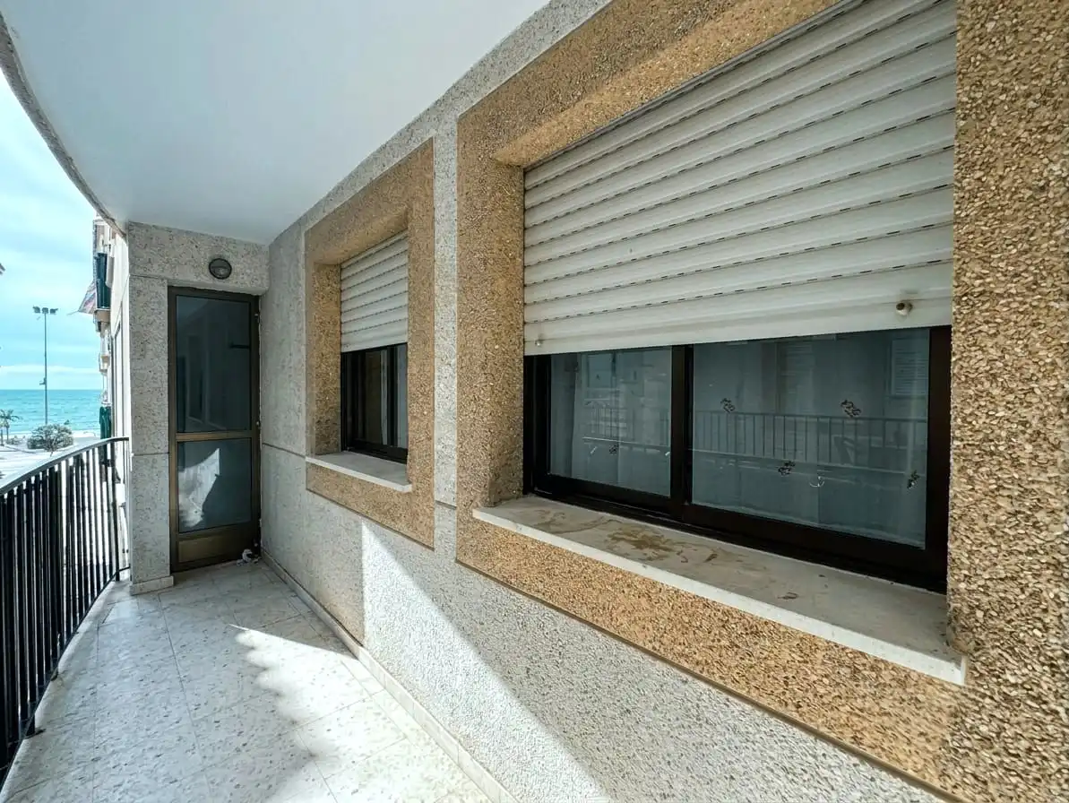 Vista exterior de Pis en venda en Torrox amb Terrassa i Moblat