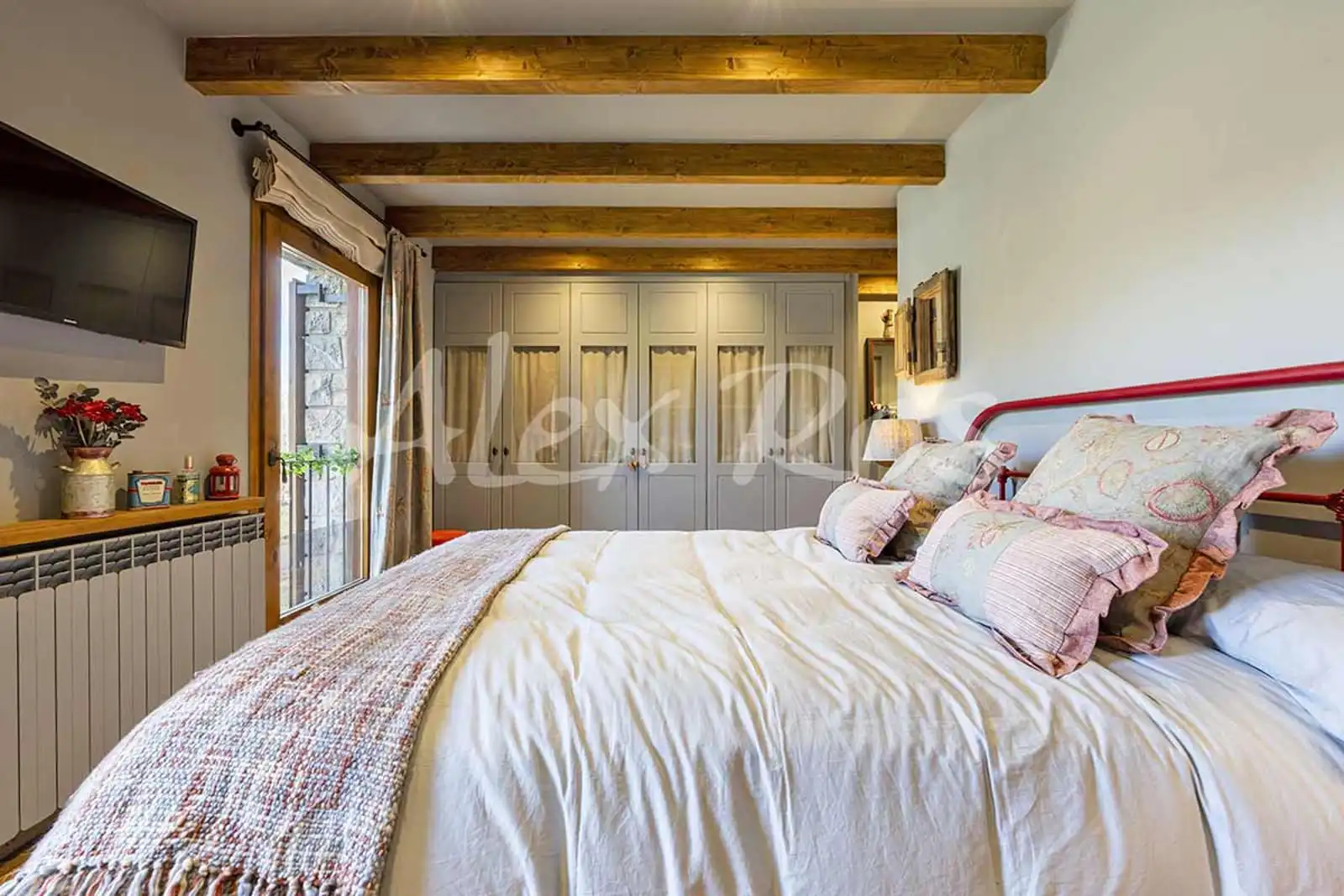 Bedroom of Houses for sale in Urús  with Heating, Private garden and Terrace