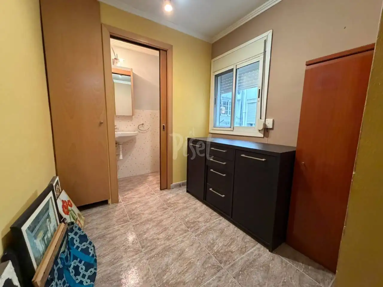 Habitación de Piso en venta en Tarragona con Aire acondicionado, Calefacción y Amueblado