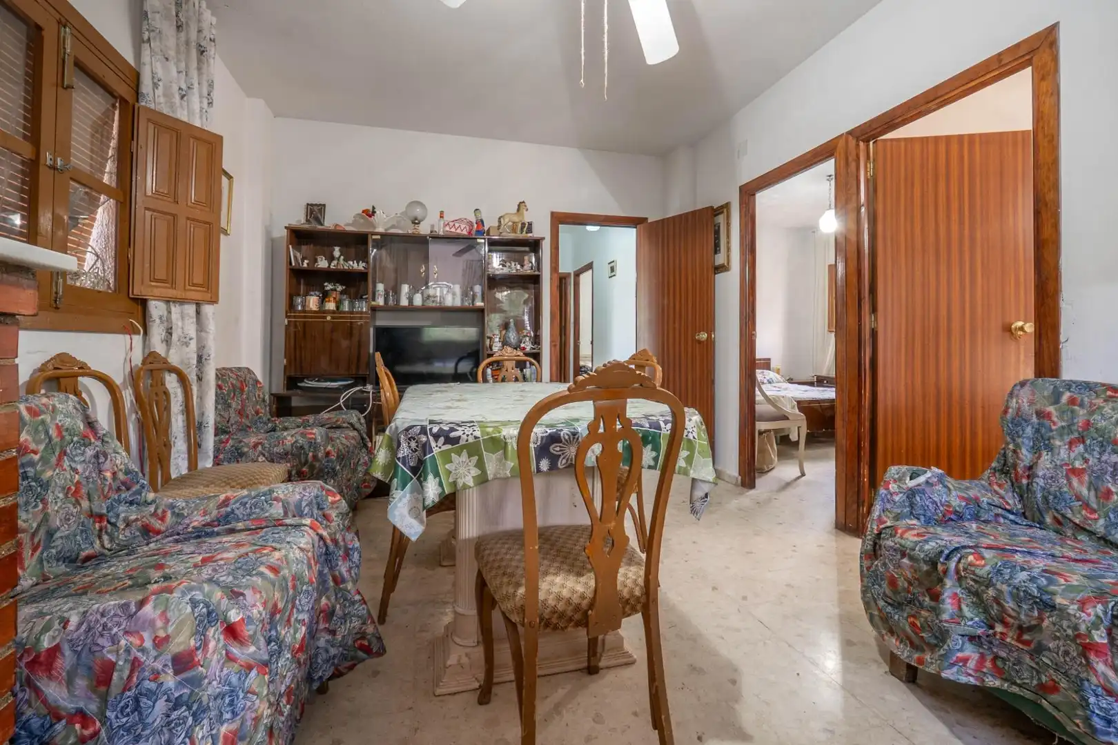 Wohnzimmer von Country house zum Verkauf in Las Gabias mit Privatgarten, Terrasse und Abstellraum