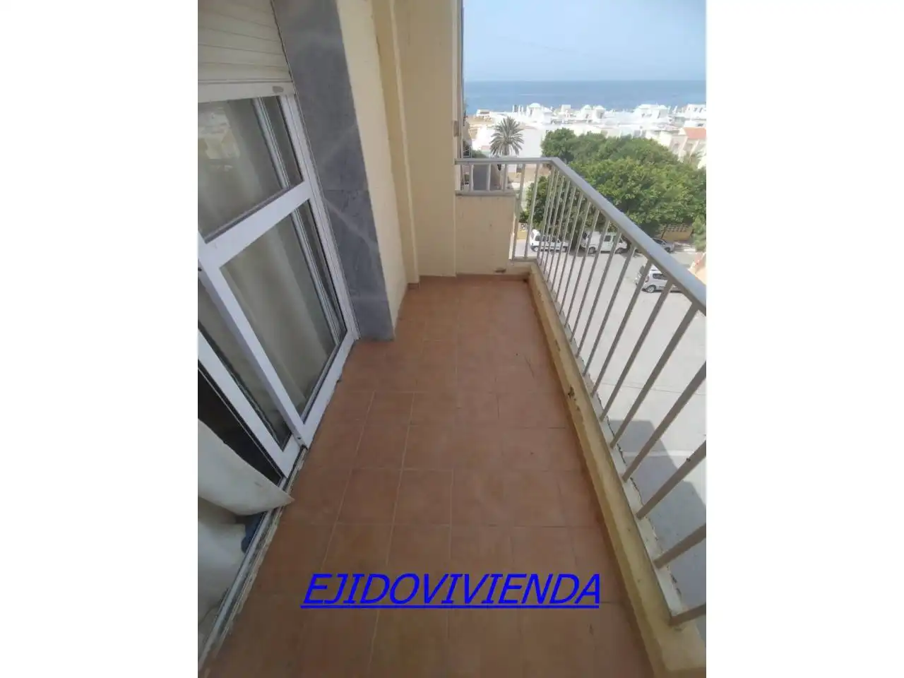 Vista exterior de Piso en venta en Balanegra con Terraza