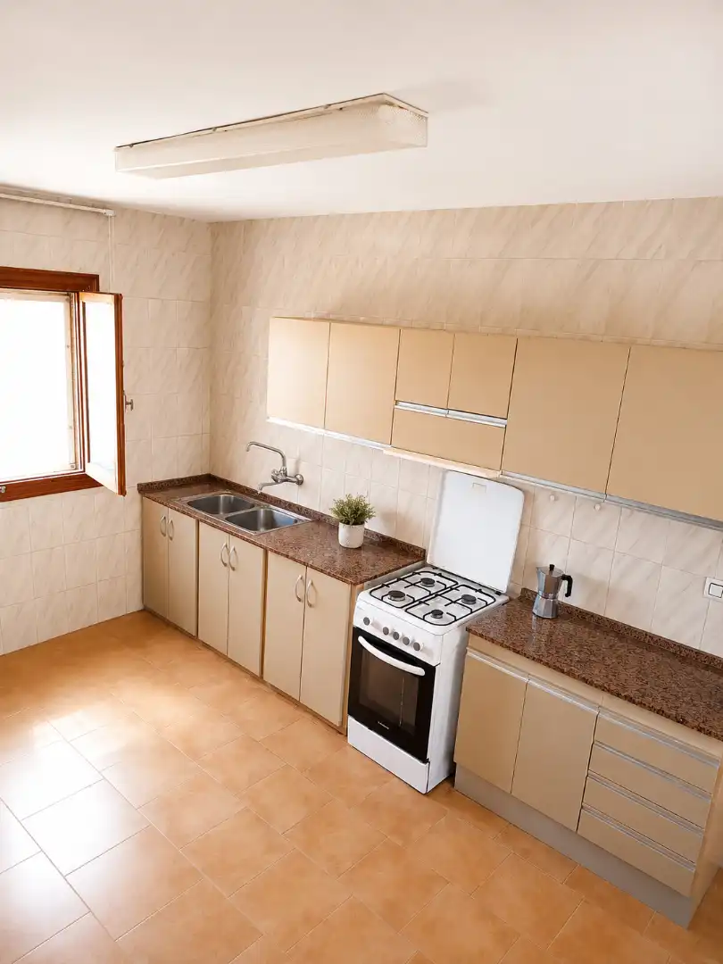 Cuina de Casa o xalet en venda en Alicante / Alacant amb Jardí privat, Terrassa i Piscina