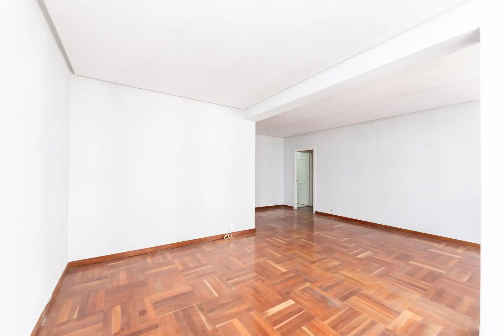 Flat with lift to rent in Calle de Guzmán El Bueno, imagen 24