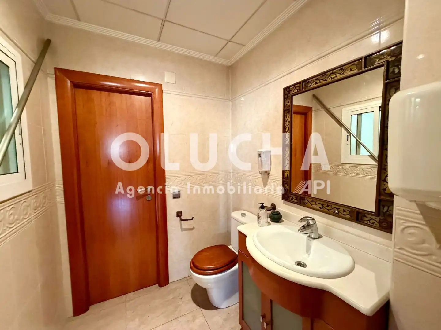 Bathroom of Industrial buildings for rent in Onda