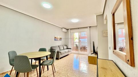 Foto 2 de Piso en venta en Las Piscinas Naturales, Torrevieja