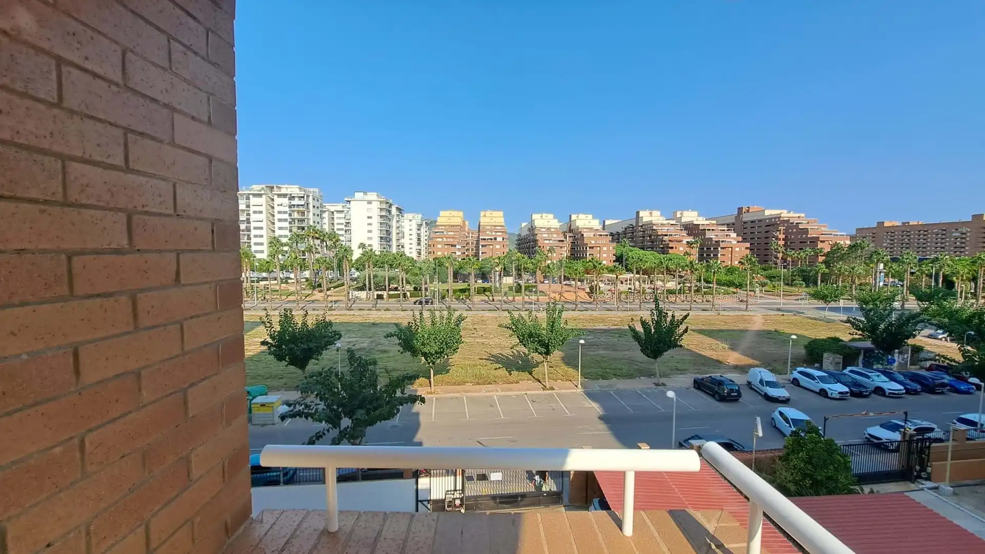 Außenansicht von Wohnung zum Verkauf in Oropesa del Mar / Orpesa mit Klimaanlage, Terrasse und Schwimmbad