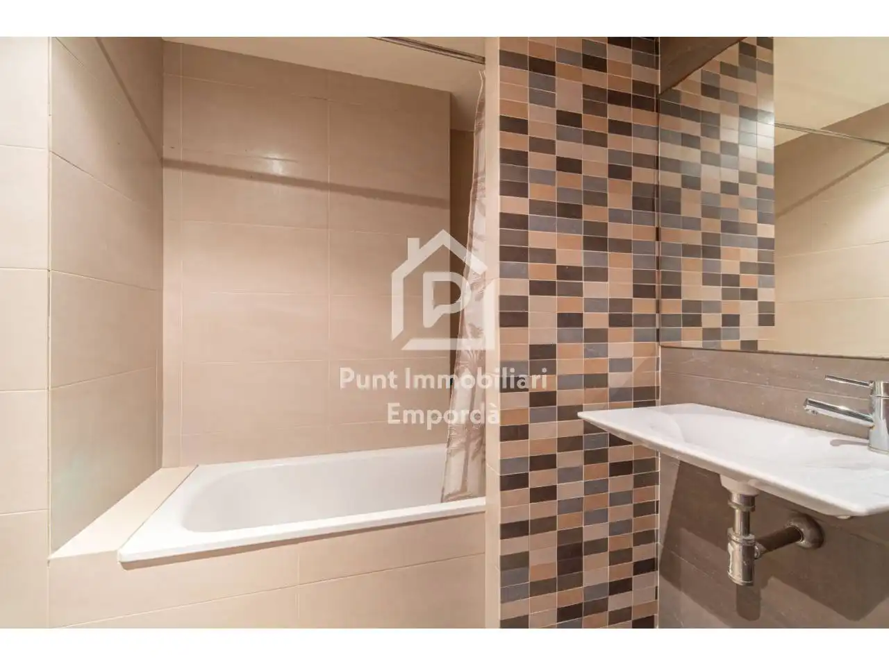 Apartment with terrace for sale in Pasaje Badia Gran Reserva, imagen 11