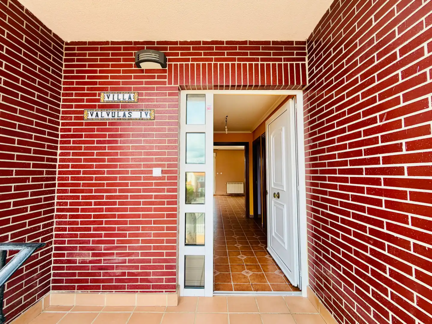 Casa adosada en venda en Camargo amb Calefacció, Jardí privat i Microones