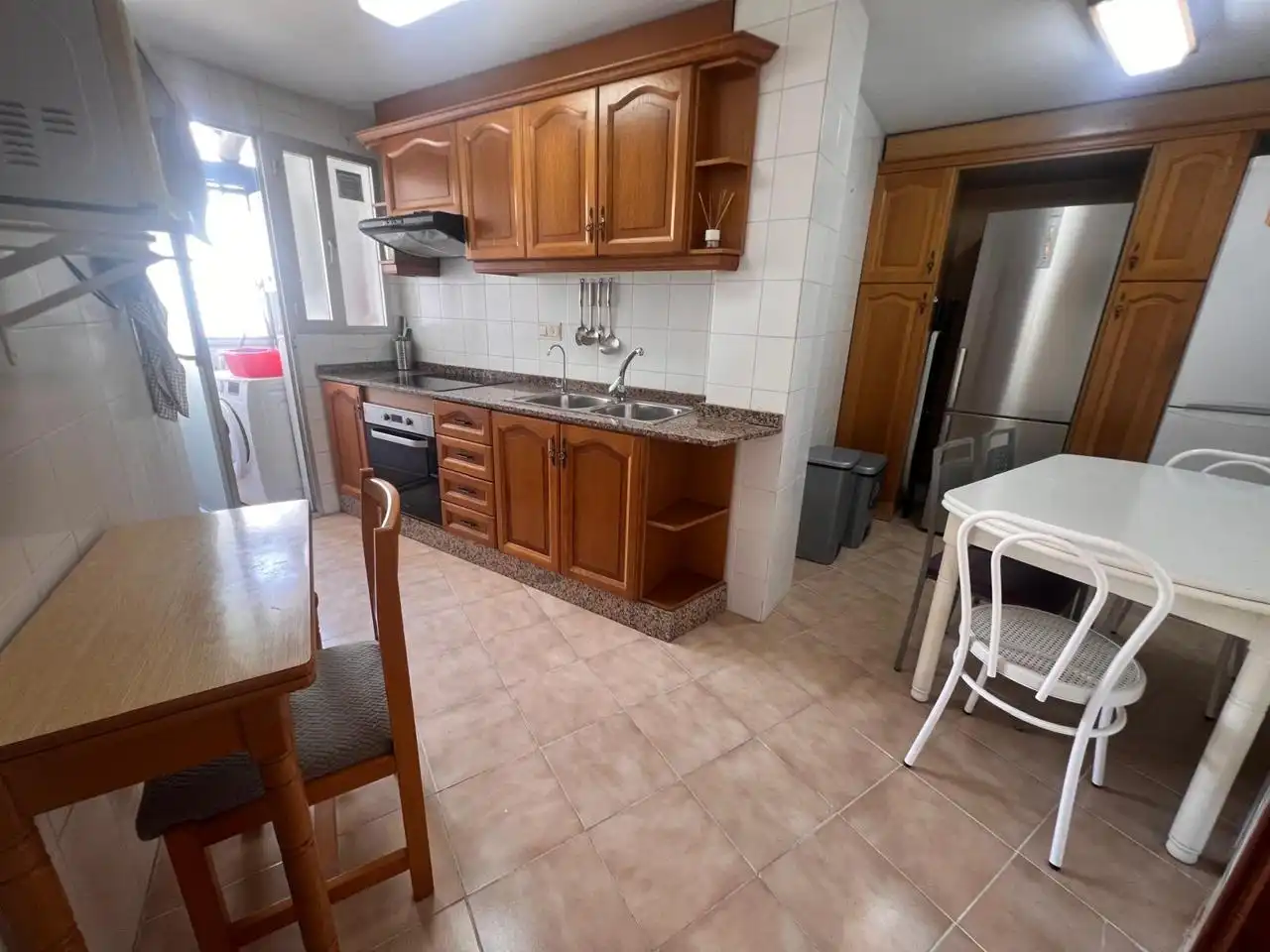 Habitació a calle de Torrevella, La Raïosa
