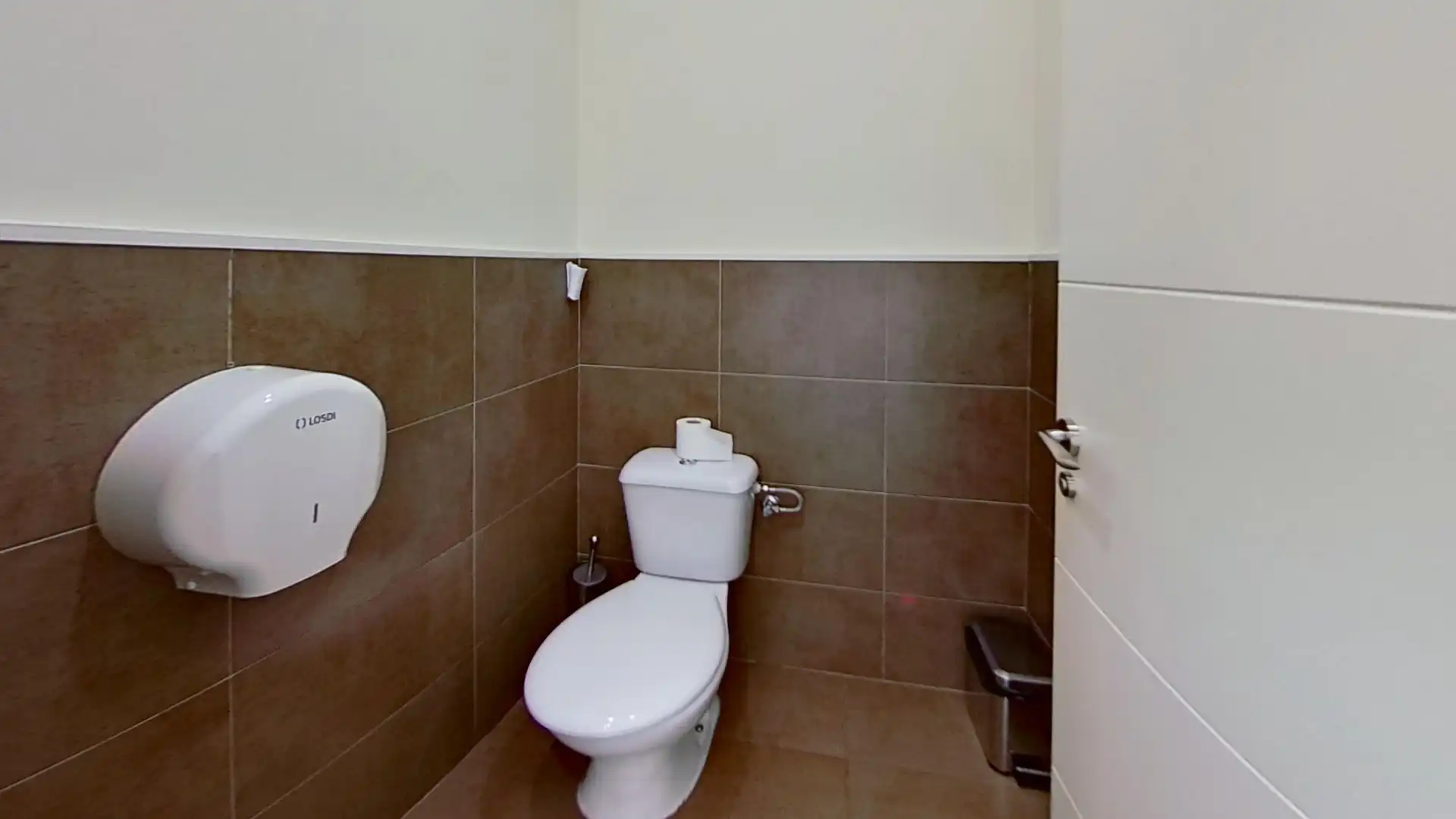 Baño de Local en traspaso en Rivas-Vaciamadrid con Aire acondicionado