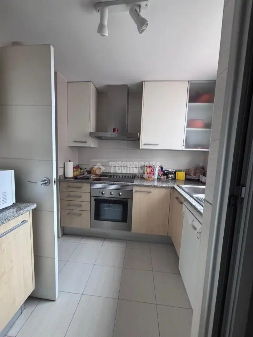 Cocina de Piso en venta en Madrid con Trastero