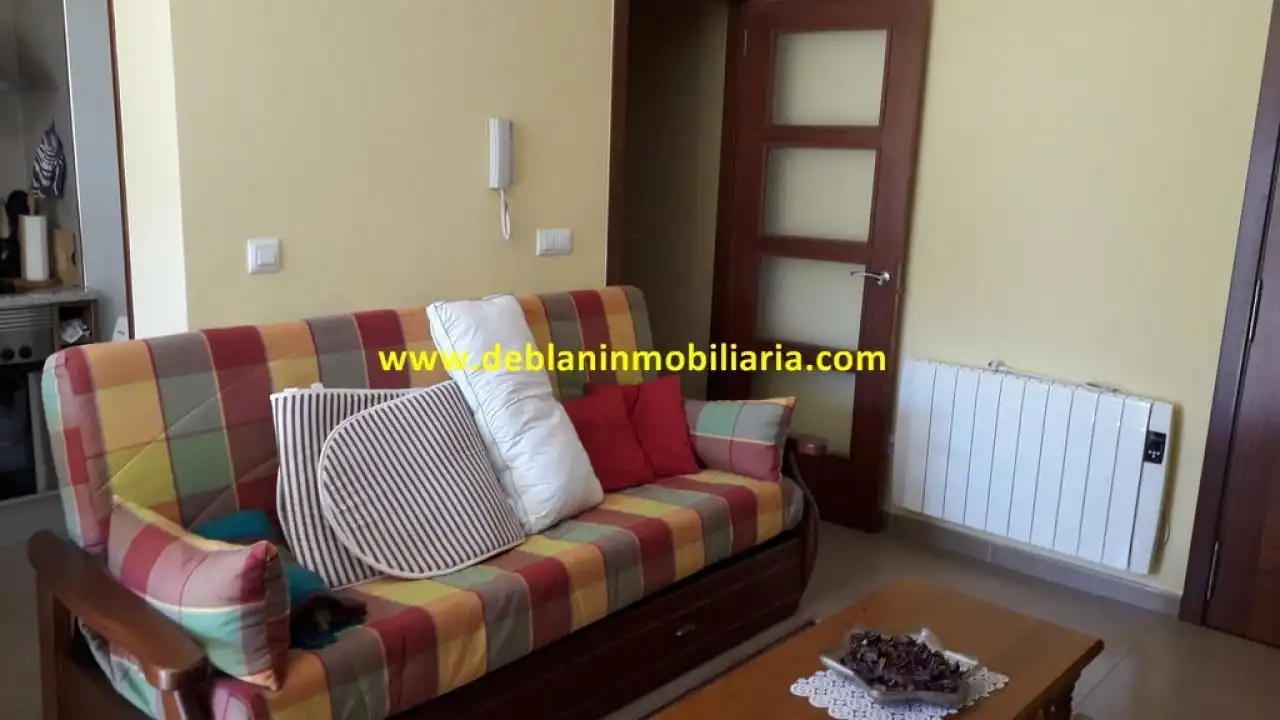 Habitación de Ático en venta en Tomiño con Calefacción, Parquet y Terraza