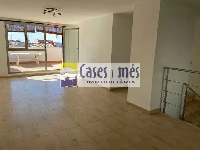 Ático de alquiler en Rafelbuñol / Rafelbunyol con Aire acondicionado, Terraza y Trastero