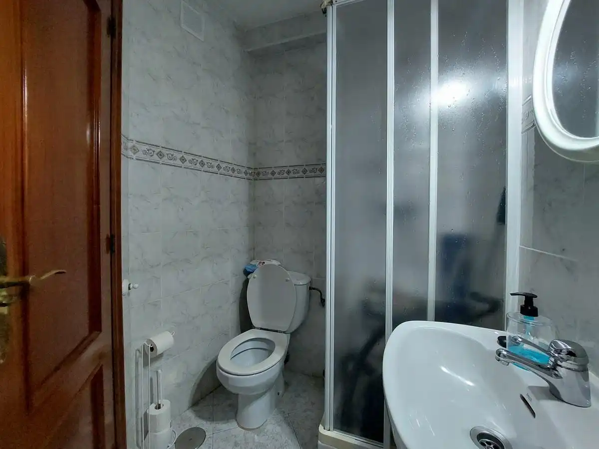 Bany de Pis en venda en Alicante / Alacant