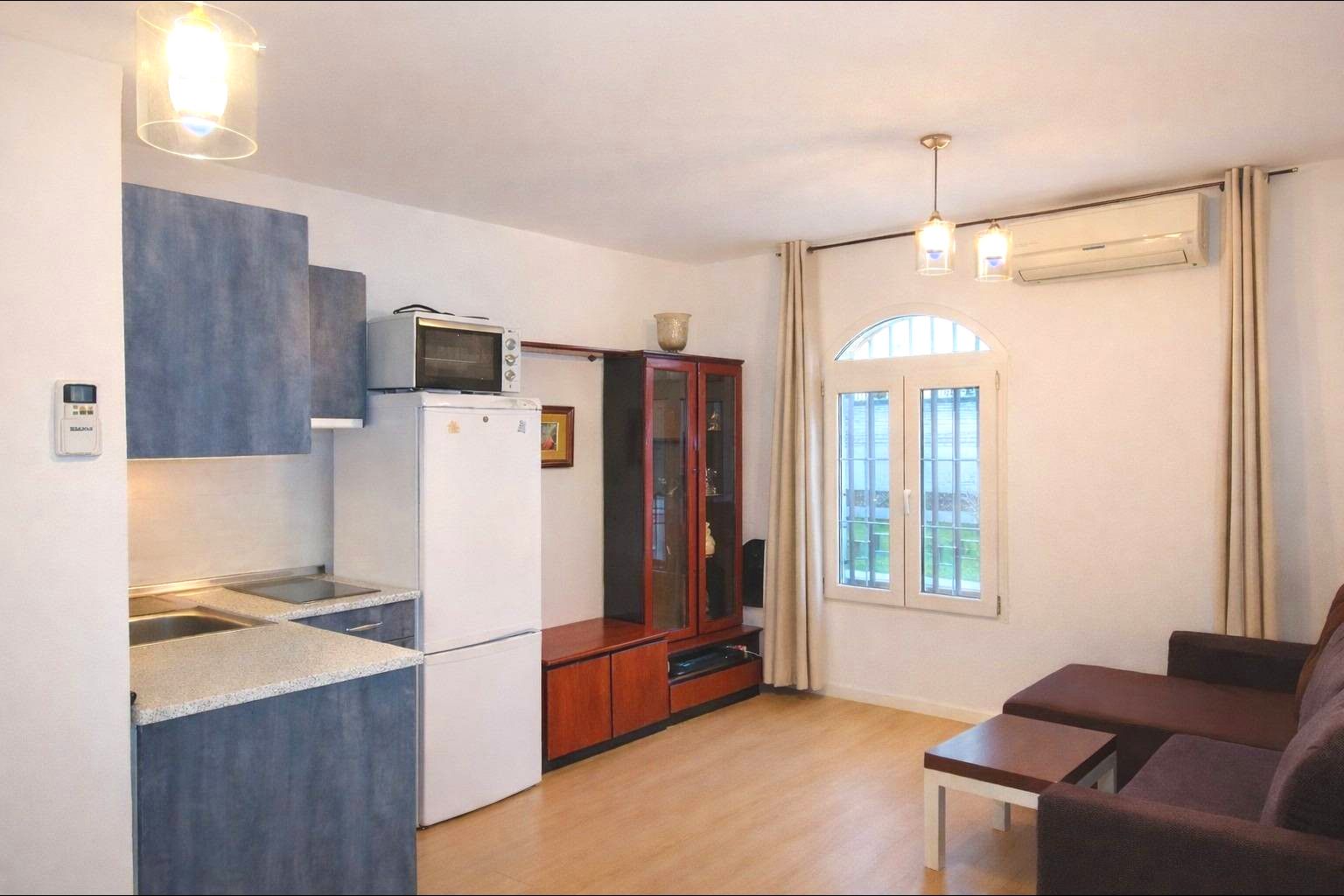 Living room of Apartment for rent in San Sebastián de los Reyes  with Air Conditioner, Private garden and Furnished