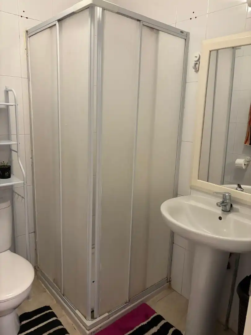 Badezimmer von Wohnung zur Miete in Mijas mit Möbliert, Waschmaschine und Mikrowelle