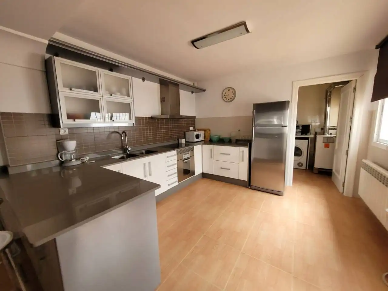 Cuina de Casa o xalet en venda en Baza amb Aire condicionat, Calefacció i Jardí privat