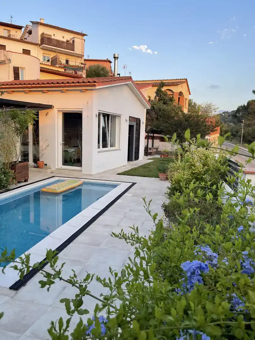 Piscina de Casa o xalet en venda en Sant Cugat del Vallès amb Aire condicionat, Piscina i Balcó