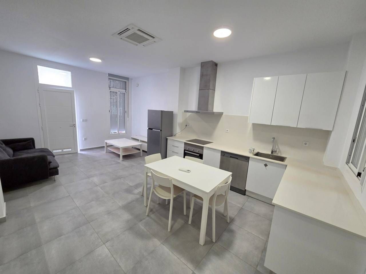 Kitchen of Flat to rent in Alicante / Alacant  with Air Conditioner, Heating and Furnished