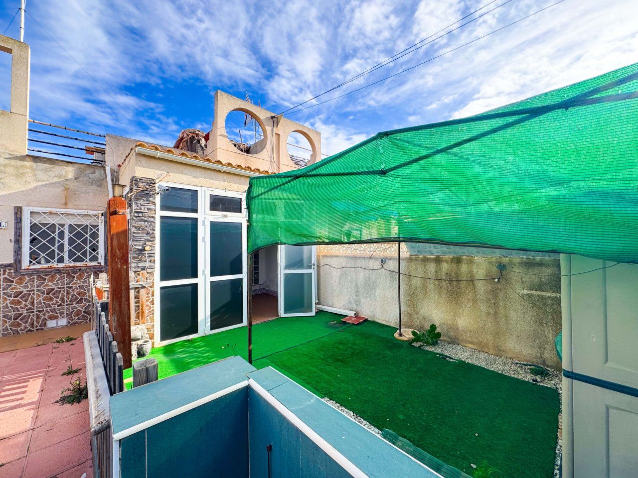 Piscina de Casa o xalet en venda en Torrevieja amb Calefacció, Jardí privat i Terrassa