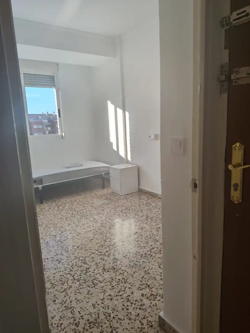 Dormitori de Pis de lloguer en Murcia amb Forn i Rentadora