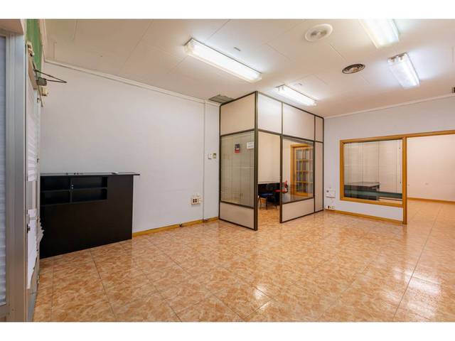 Local comercial en Venta en Calle Peris Brell en Aiora