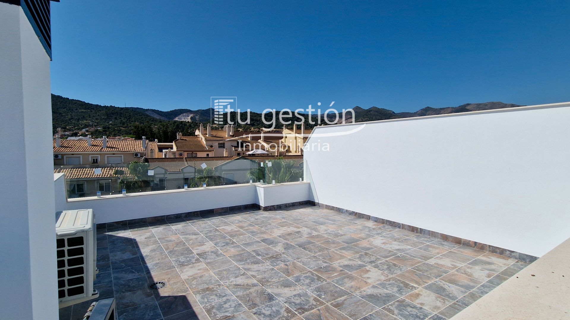Terrassa de Àtic en venda en Alhaurín de la Torre amb Aire condicionat, Terrassa i Balcó