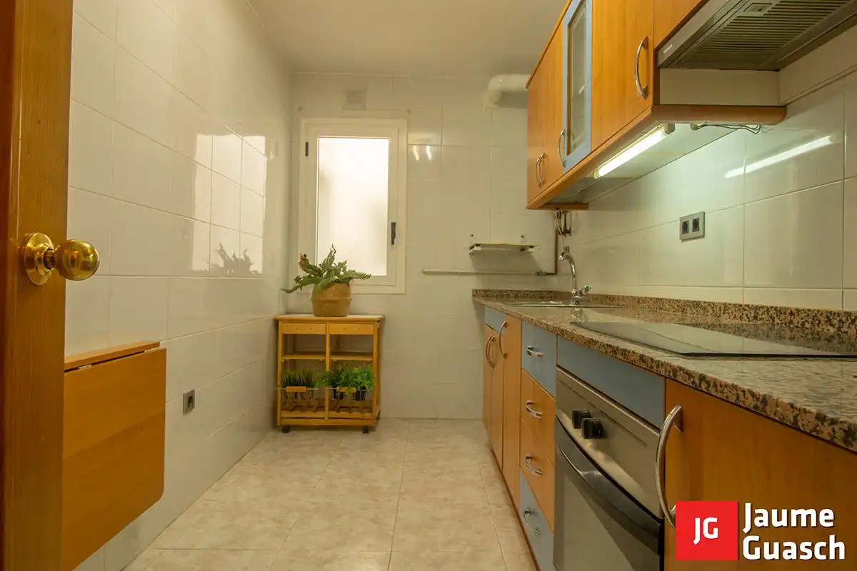 Kitchen of Flat for sale in Torredembarra  with Air Conditioner, Heating and Oven