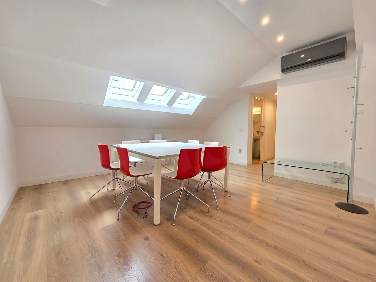 Attic for sale in Carrer de Galileu, Sants , Sants - Montjuïc