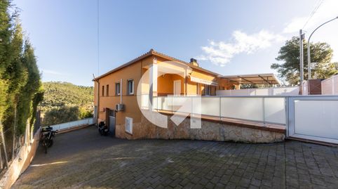 Foto 2 de Casa adosada en venda a Cl Carrer-32, Torrelles de Llobregat, Barcelona