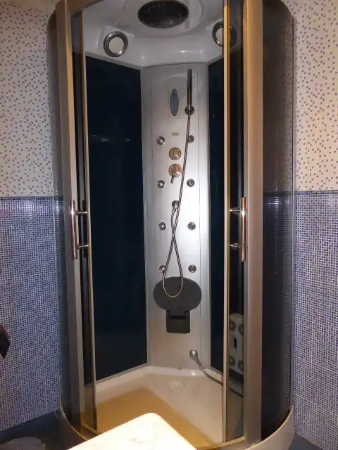 Badezimmer von Wohnung zur Miete in Málaga mit Klimaanlage, Terrasse und Möbliert