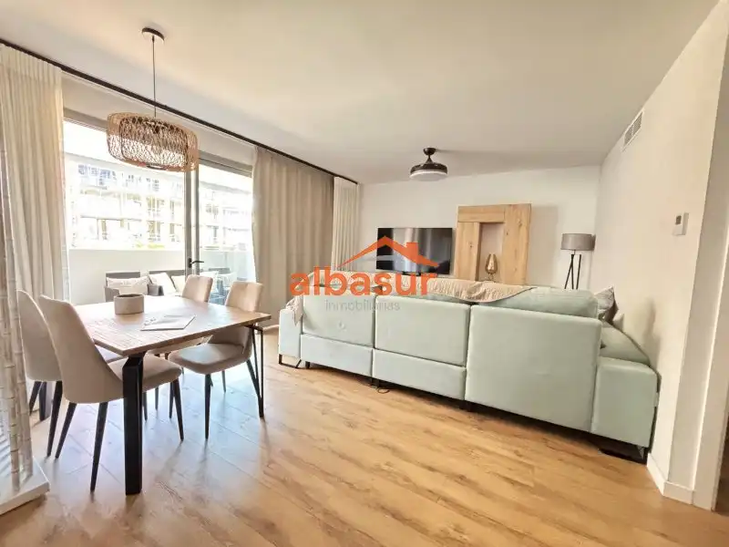 Living room of Flat for sale in Córdoba  with Air Conditioner, Terrace and Storage room