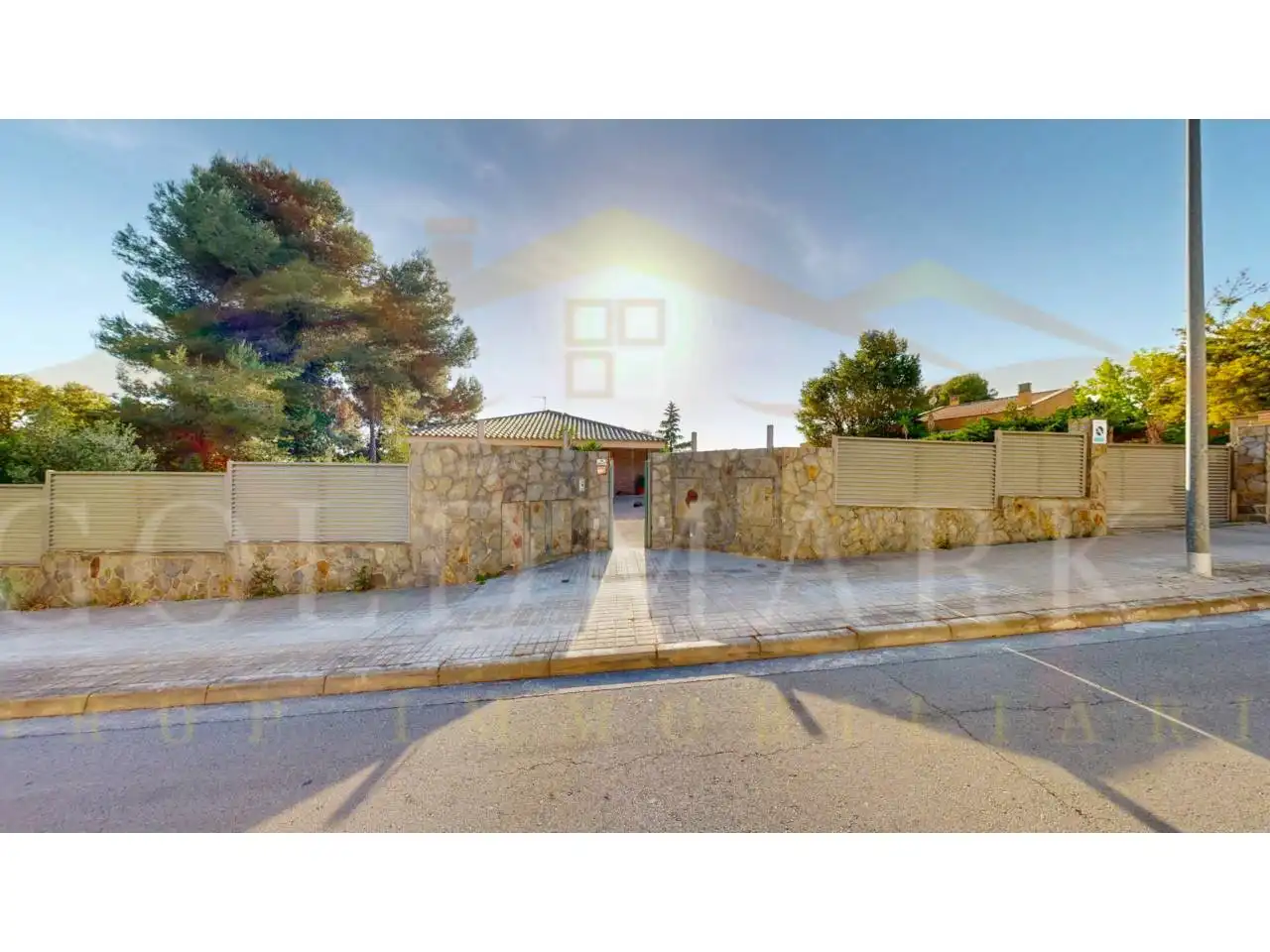 Exterior view of Houses for sale in Sabadell  with Air Conditioner, Private garden and Terrace