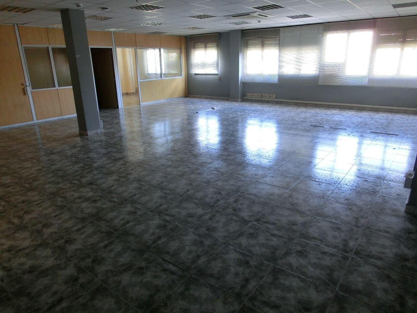 Office to rent in  Toledo Capital