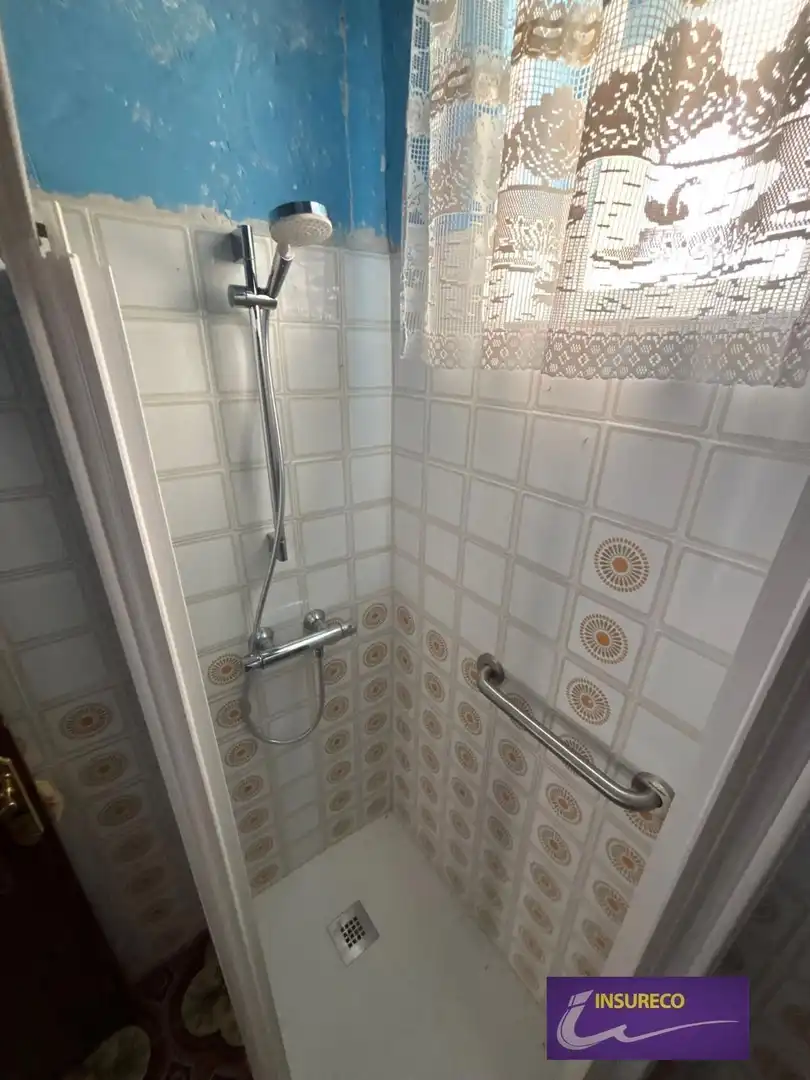 Baño de Casa o chalet en venta en Gradefes con Amueblado