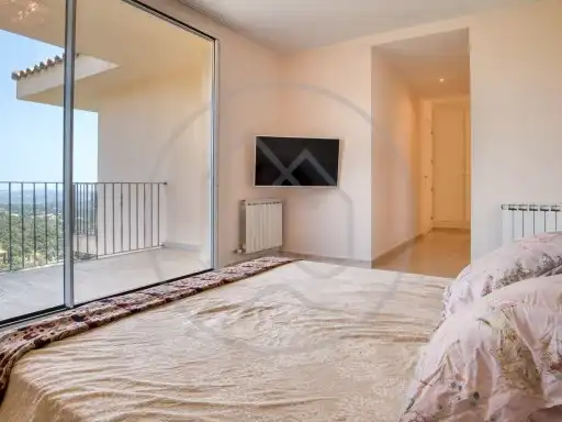 Casa amb piscina en venda a Carrer Roca del Sol, imagen 26