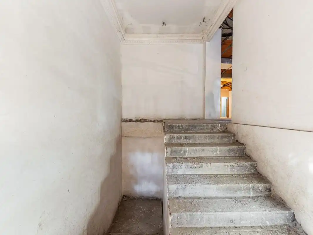 Commercial properties for sale in Coslada  with Heating and Terrace