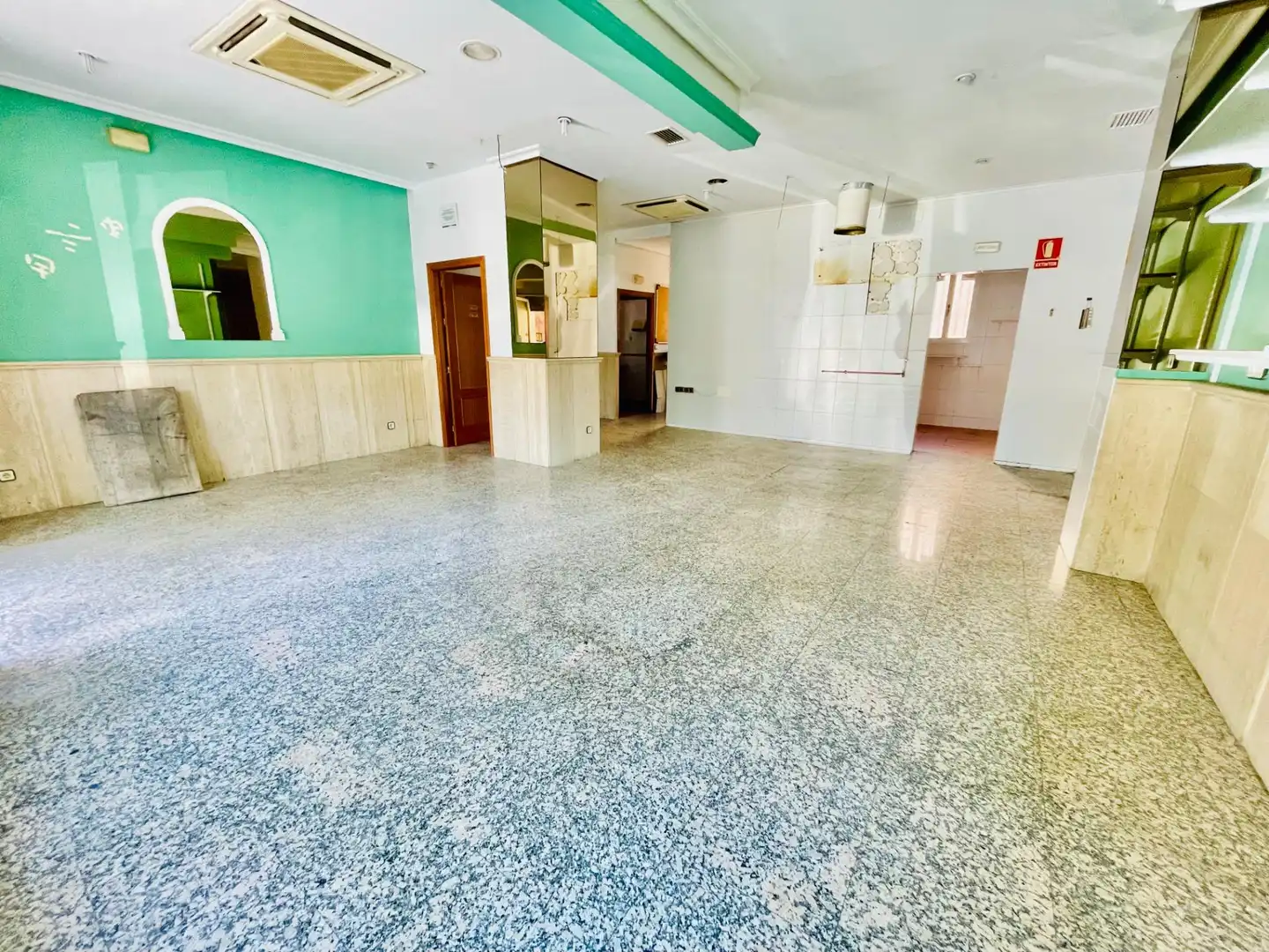 Local en venta en Córdoba con Aire acondicionado