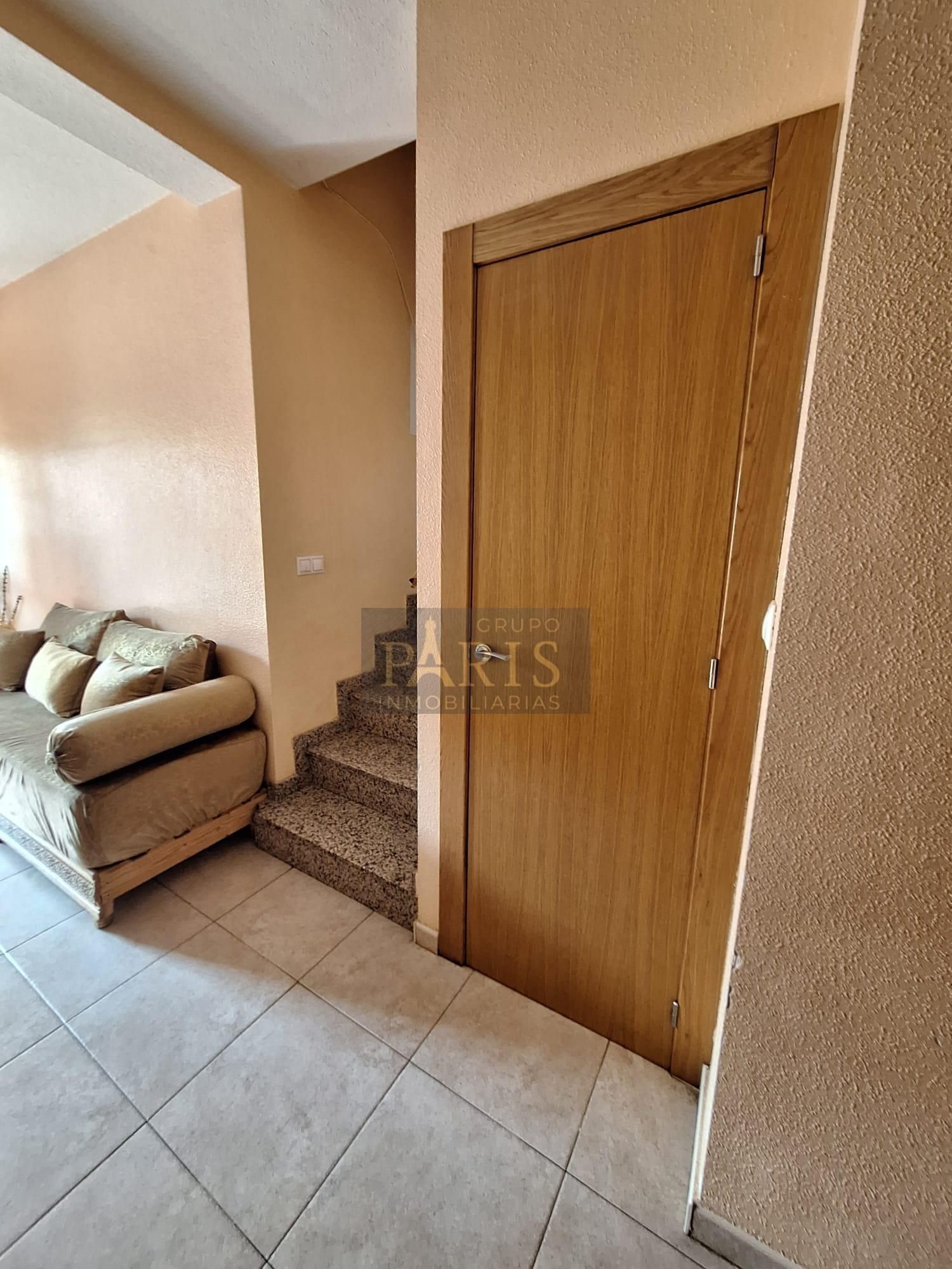 Habitación de Dúplex en venta en Cartagena con Trastero