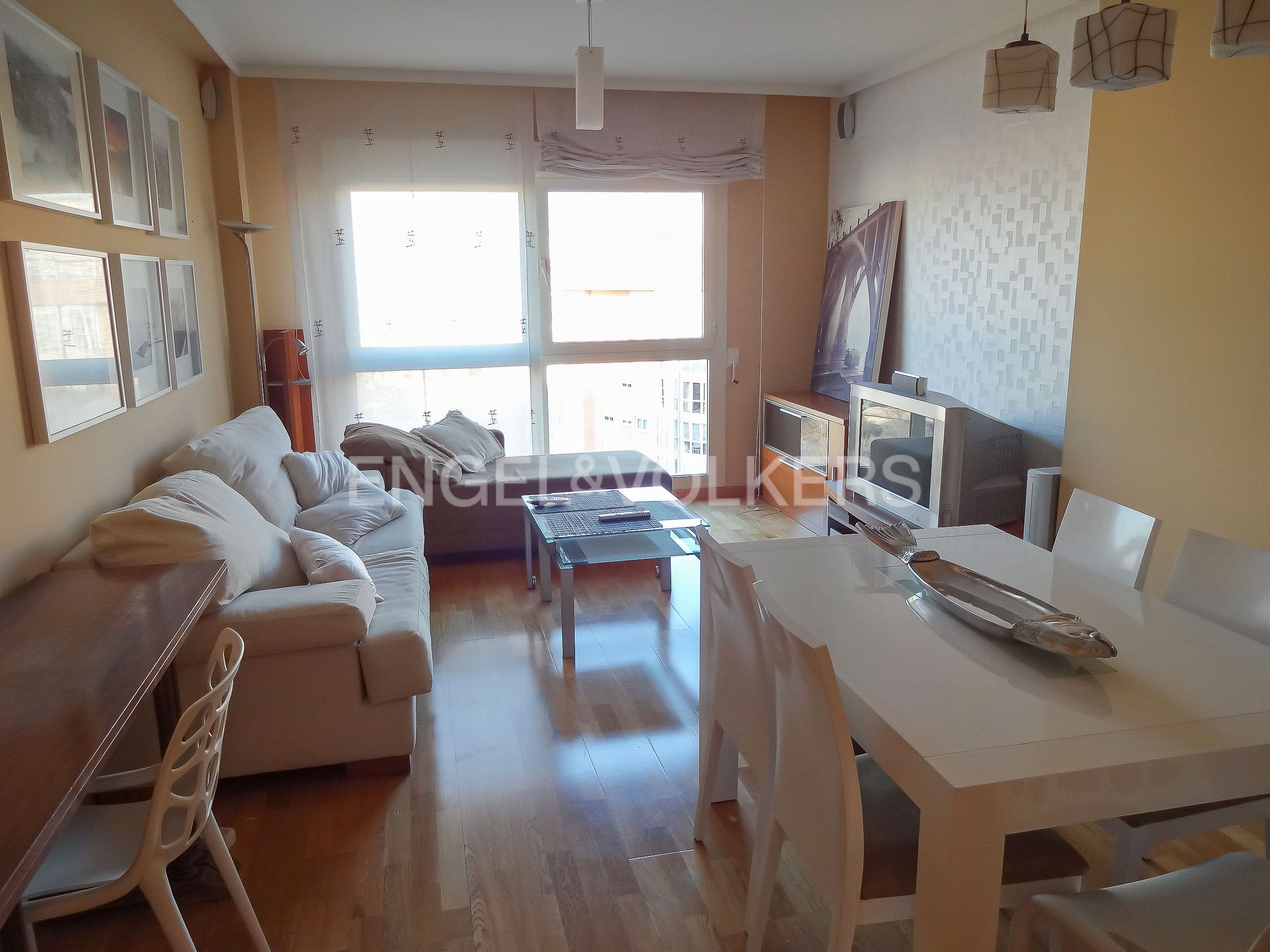 Sala d'estar de Apartament en venda en  Madrid Capital amb Aire condicionat, Calefacció i Traster