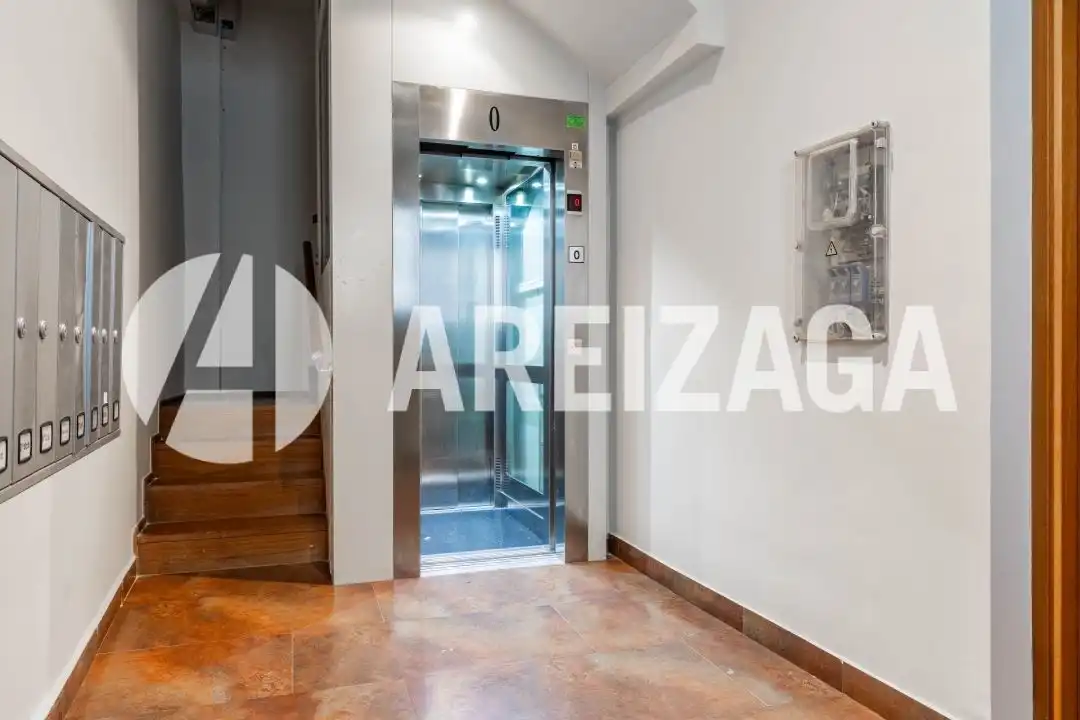 Ático en venta en Donostia - San Sebastián  con Calefacción